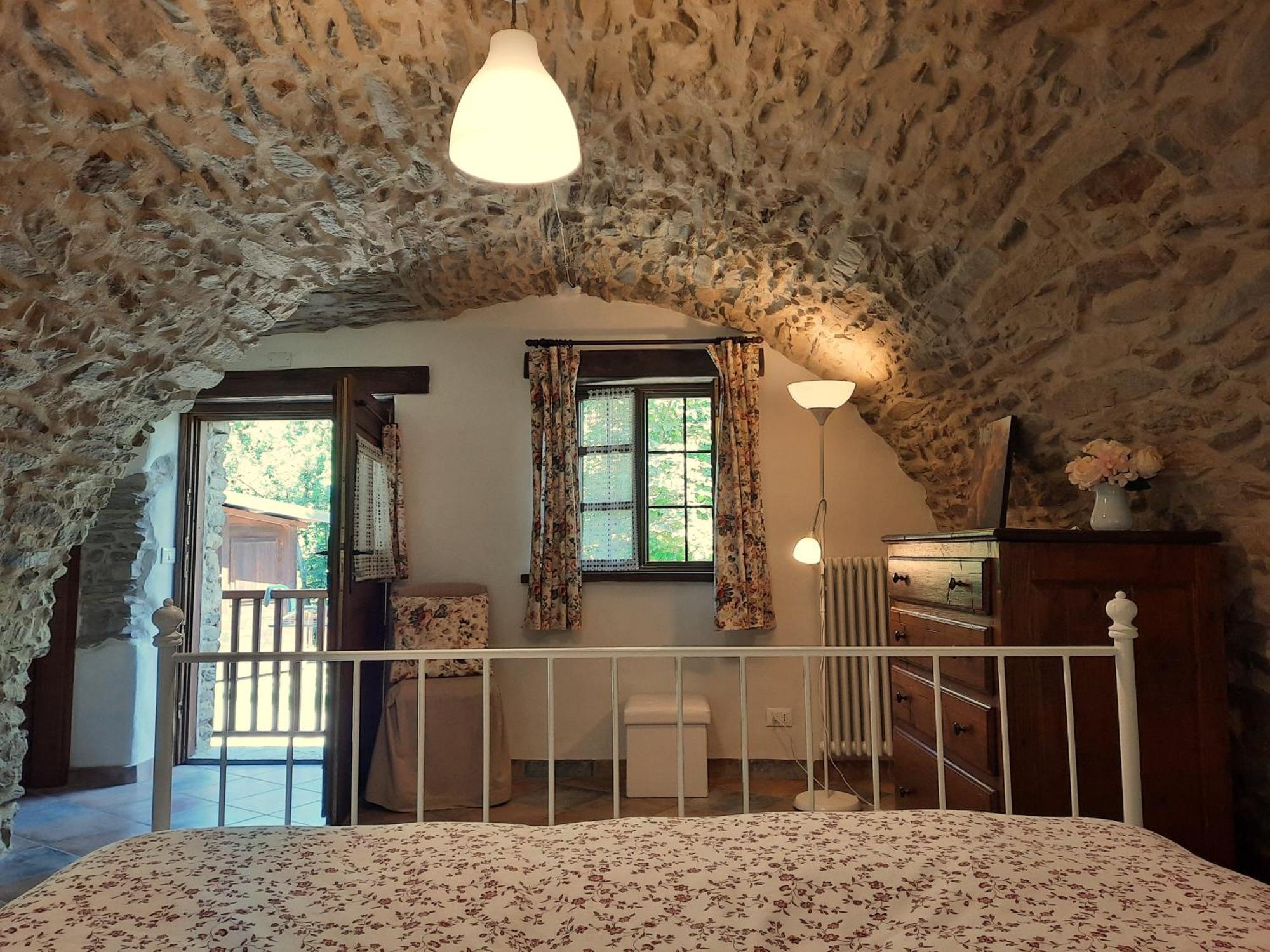 La Baita Nel Bosco Brossasco Extérieur photo